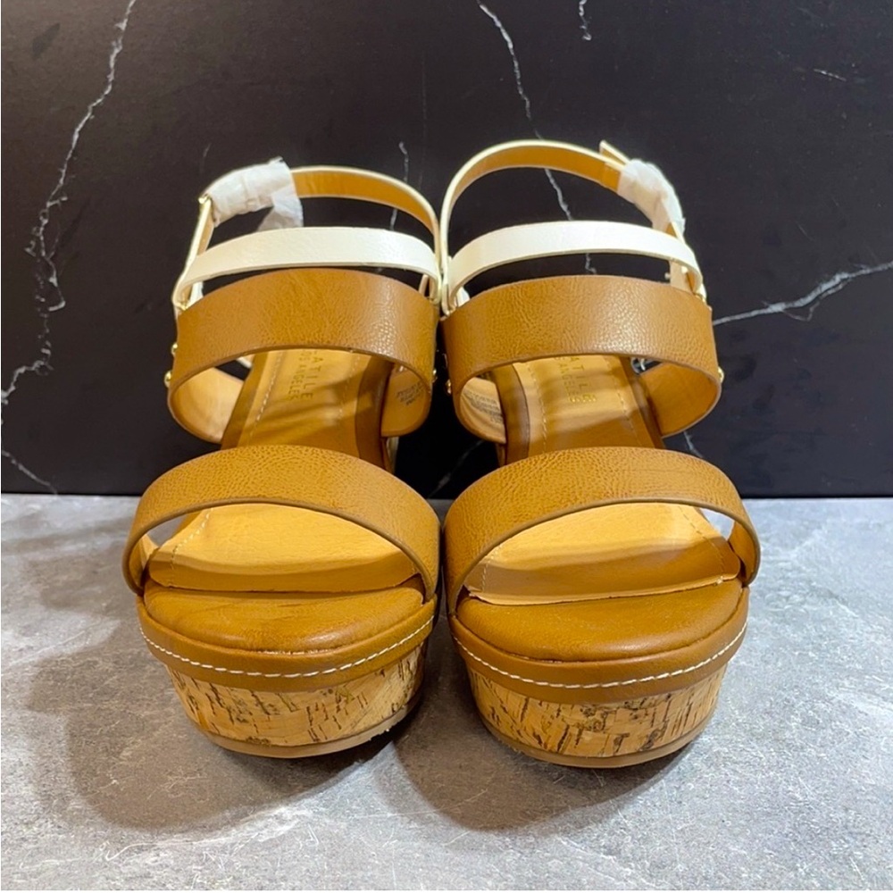 Very Volatile Wedge Tan Size 7m